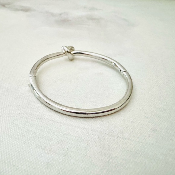kate spade Silver Sailor's Knot Hinge Bangle Bracelet, New Jewelry - Picture 10 of 10